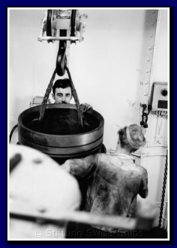 anunciada_023-013-gr-kolben-ziehen.png