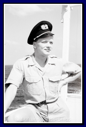 1951.046-.png