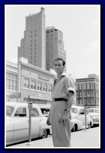 1951.117-.png
