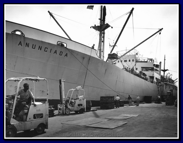 anunciada_023-detail-011.png