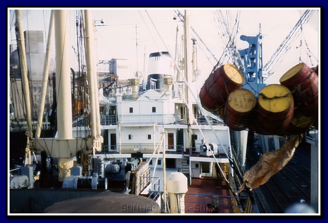 basilea_048-014-gr-h-clenin.png