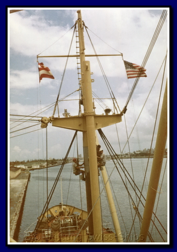 carona_024-detail-019-gr-Burri002.png