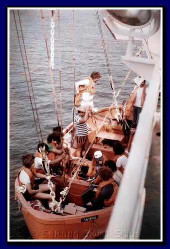 favorita_108-ausflug-lifeboat-002-gr.png