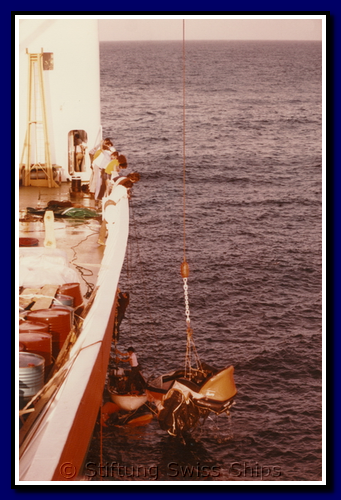 favorita_108-rescue-fishermen-006-gr.png