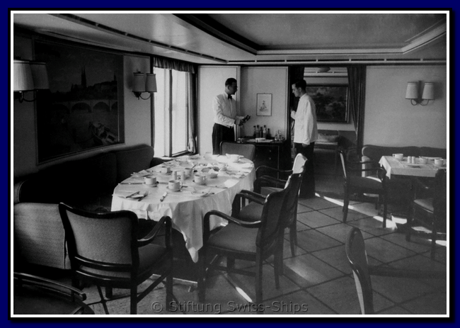 maloja_045-detail-044b-gr-salon.png