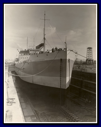 langanger_LCKY_ltr-neuchatel_028-dock-005-gr.png