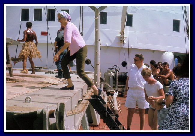 rhone_065-detail-021-gr.png