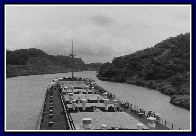 romandie_074-detail-056-gr.png