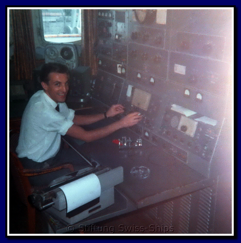 sils_046b-detail-h-buehler-011-gr-radiostation.png
