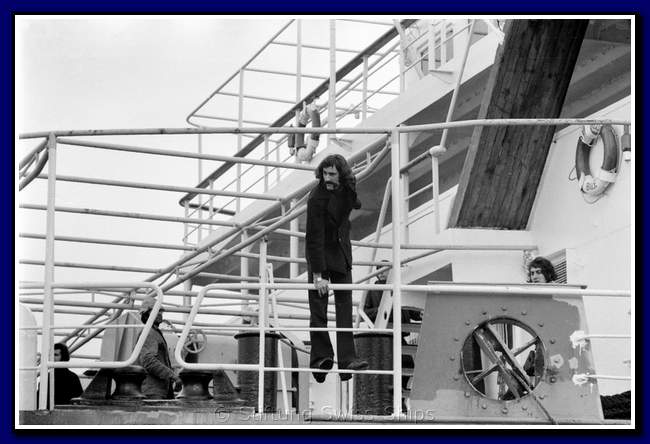 0010458 st-cergue_078-crew.png