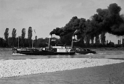 Räderboot LUZERN in der Isteiner Schwelle